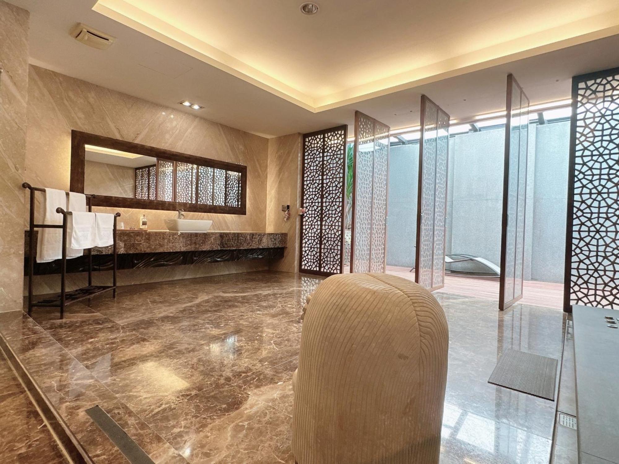 Orient Luxury Villa Motel Huwei Exteriér fotografie